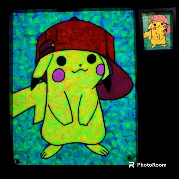 Pikachu Painting Glow + Blacklight